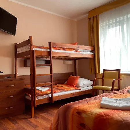 Zakatek Wilenski 2*